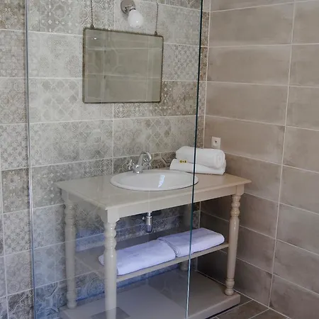 Marguerite 3* Арль